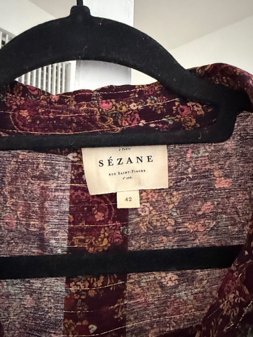 Sezane Ann Blouse in Folk Bordeaux Semi Sheer Burgundy Floral w Gold Threading - Picture 4 of 6